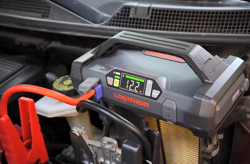 汽車應(yīng)急啟動電源