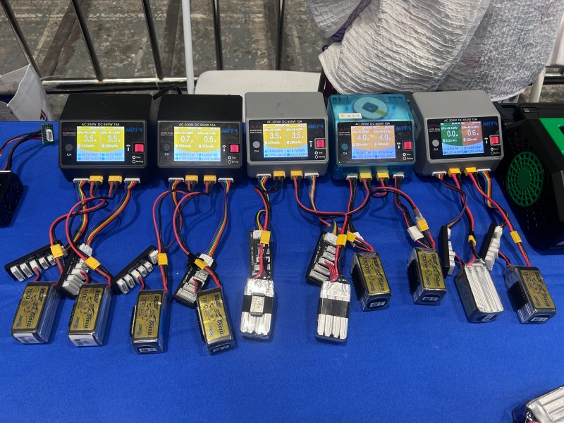 Tattu無(wú)人機(jī)電池充電